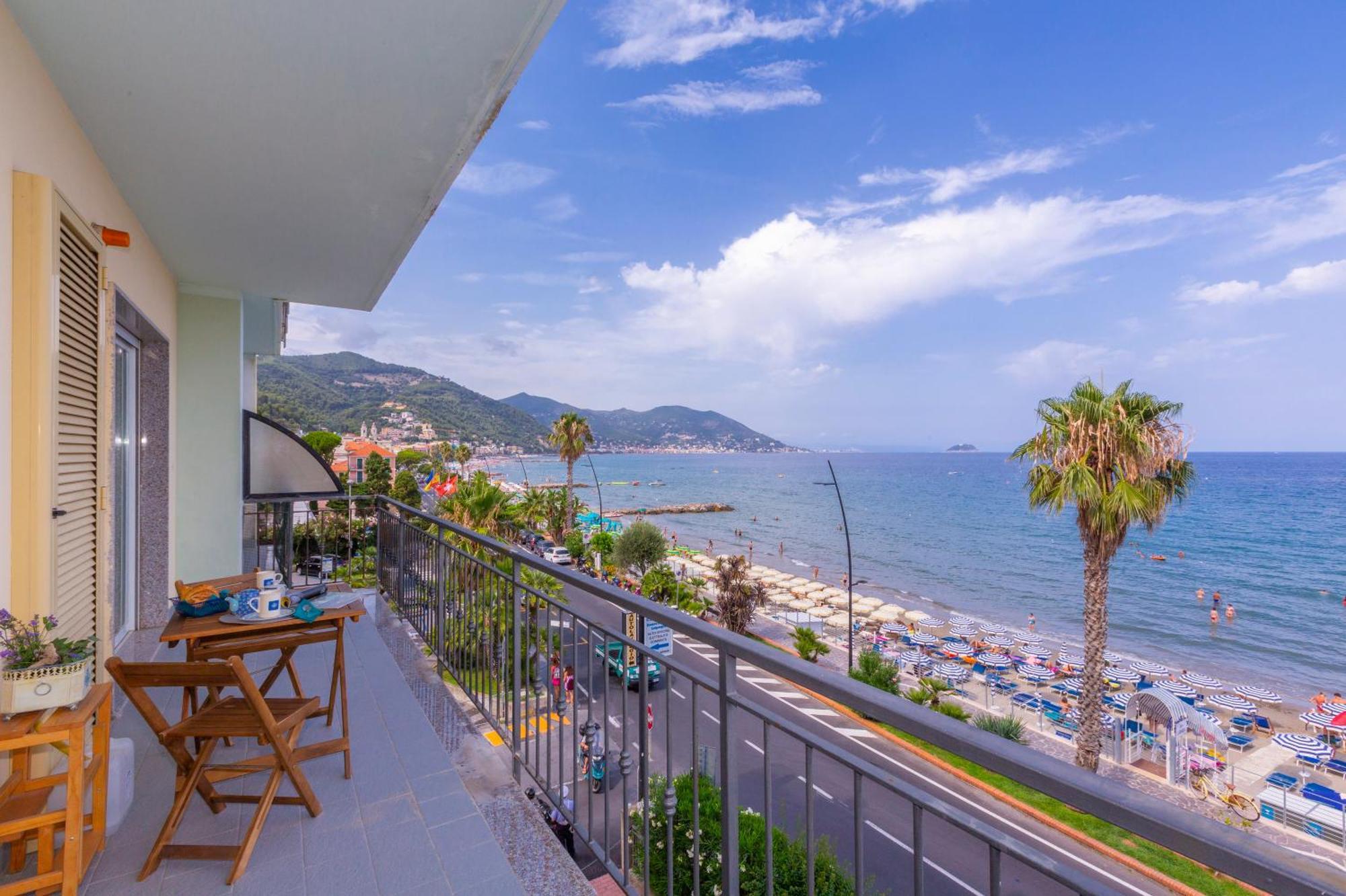 Laigueglia Beach - Happy Rentals מראה חיצוני תמונה
